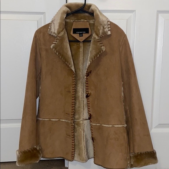 ❗️SALE❗️Jones New York Vintage Suede Jacket - Picture 2 of 10
